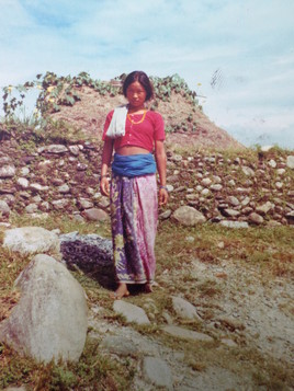 Jeune femme népalaise .